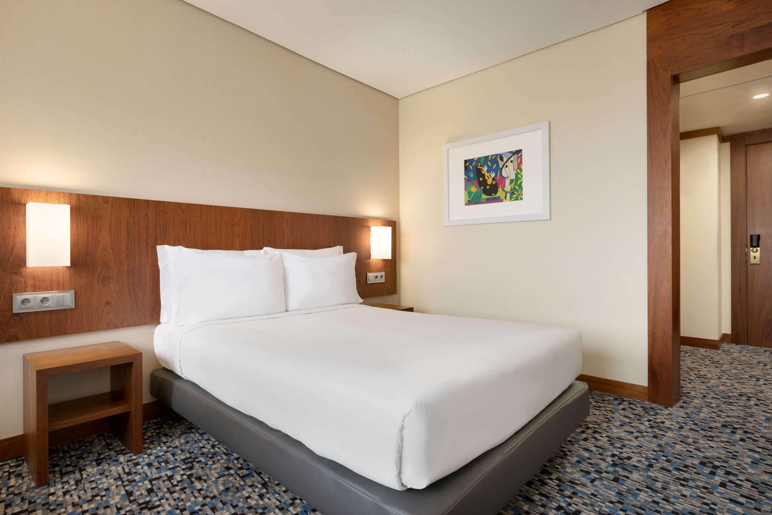 Hotel Ramada By Wyndham 4*