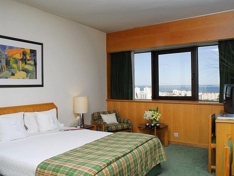 Hotel Ramada By Wyndham Lisboa